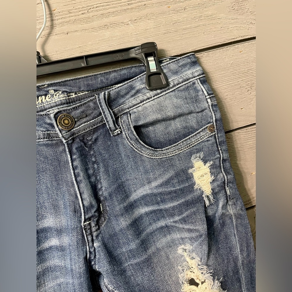 NWT Machine Distressed Denim Jeans from Modern Vintage Boutique Sz 9 - Picture 5 of 12